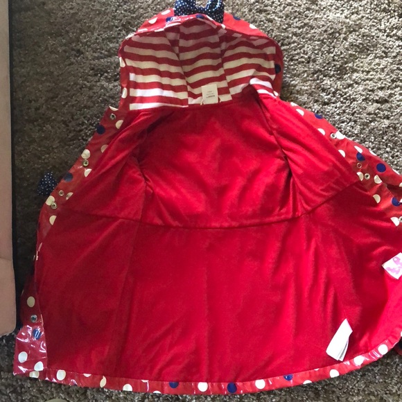 Disney - Picture 6 of 8